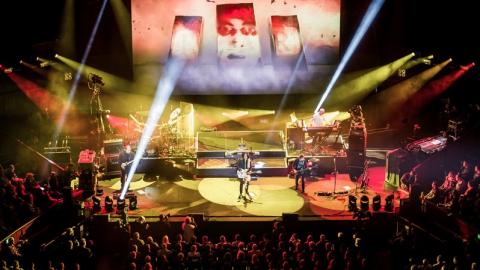 MARILLION - "White Paper" (Clip live)