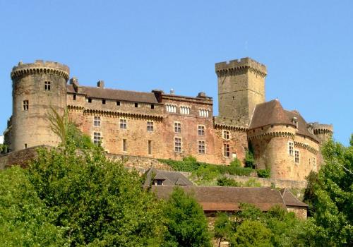 Le château de Castelnau-Bretenoux  (Lot)