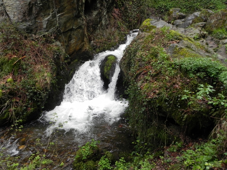 la cascade de Juzet près de Luchon 