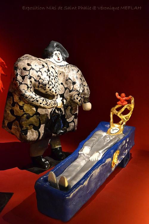 Exposition Niki de Saint Phalle : "Les funérailles du père" 1971