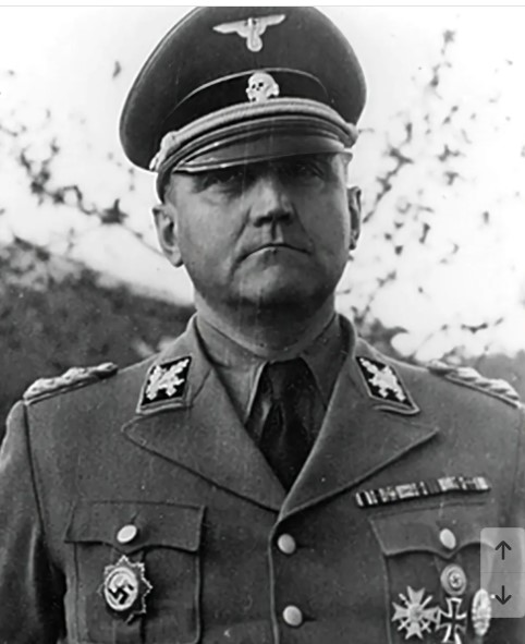 Gottlob Berger,c'est lui quil recrutait les futurs Waffen SS...