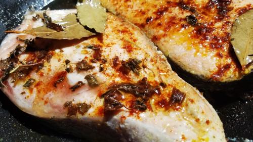 Le balcon posé sur la mer (11-2) à Μύκονoς. Le balcon du Samedi Saint