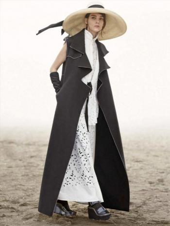 kati-nescher-by-giampaolo-sgura-for-vogue-germany-december-2014-31