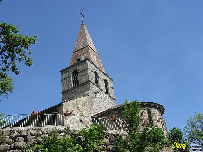 Puy-de-Dome, St-Victor-la-Riviere 63790-1