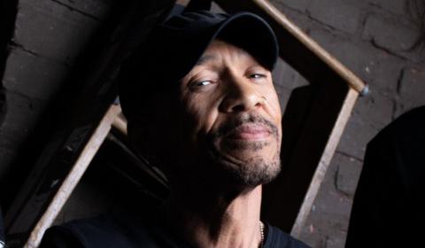 dUg Pinnick - Les détails de son nouvel album solo Thingamajigger