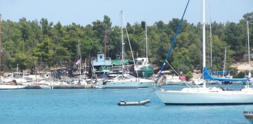 De KOILADHIA à SPETSAÏ