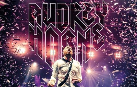 AUDREY HORNE - "Waiting For The Night" Clip Live