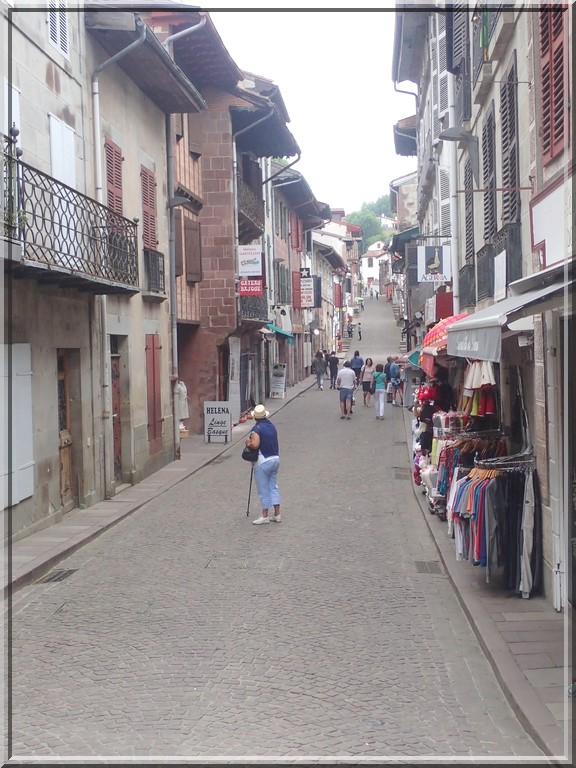 923 - Suite24 : -Notre Chemin vers St Jacques de Compostelle à travers ses anecdotes-