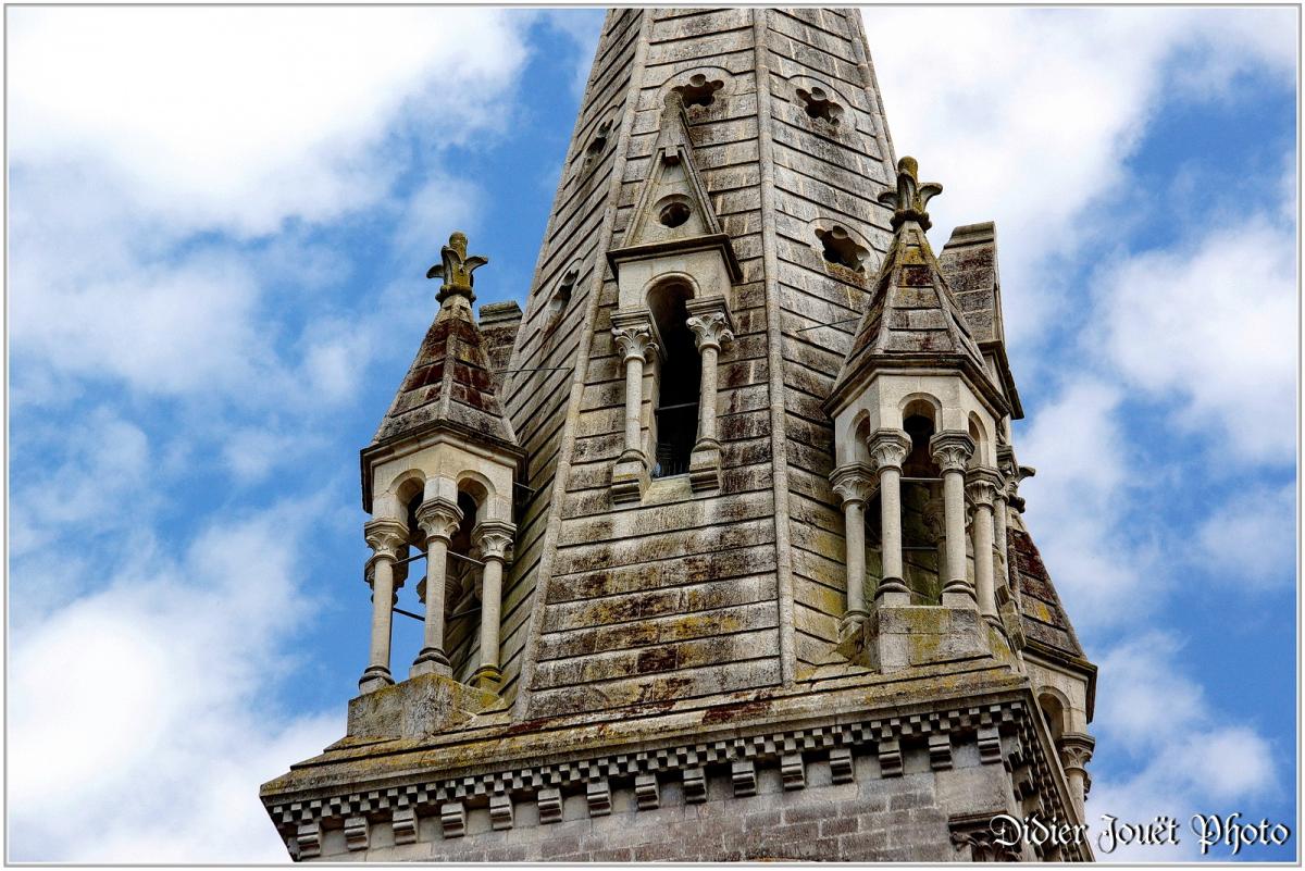 (85) Vendée - Les Essarts (2) _ Eglise St Pierre
