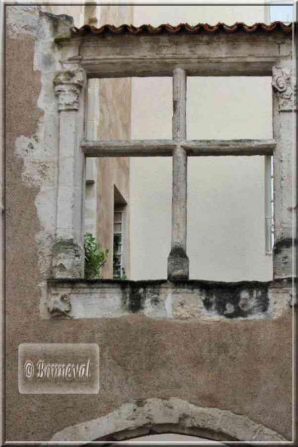 La Rochelle Place du Marché Impasse Tout-y-Faut