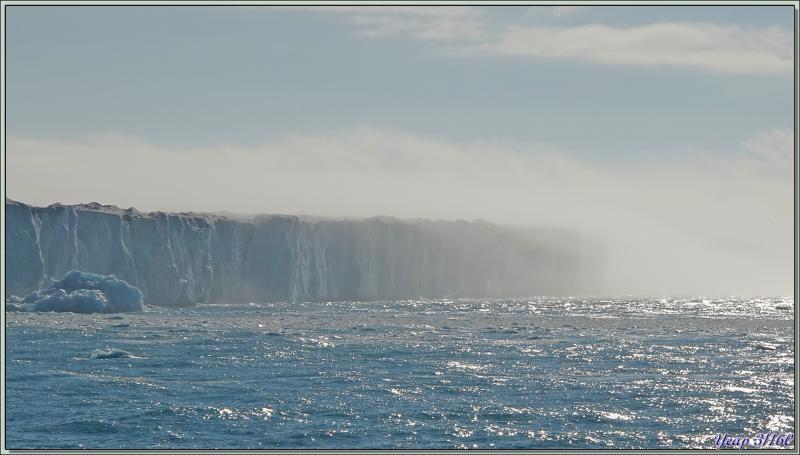 12/07/2024 : navigation le long du spectaculaire glacier Bråsvell (Bråsvellbreen) - Calotte glacière Austfonna - Nordaustlandet Island - Svalbard - Norvège