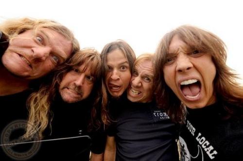 TESLA_Band 2008