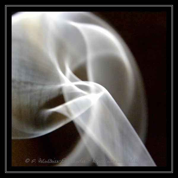 Volutes de fumée d'encens...