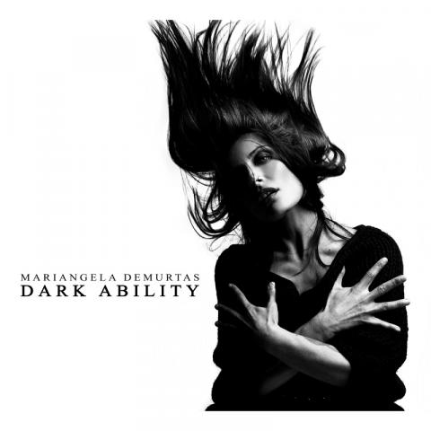 MARIANGELA DEMURTAS - Les détails de son premier EP solo Dark Ability