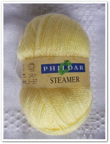 Une petite robe jaune pour Chloé