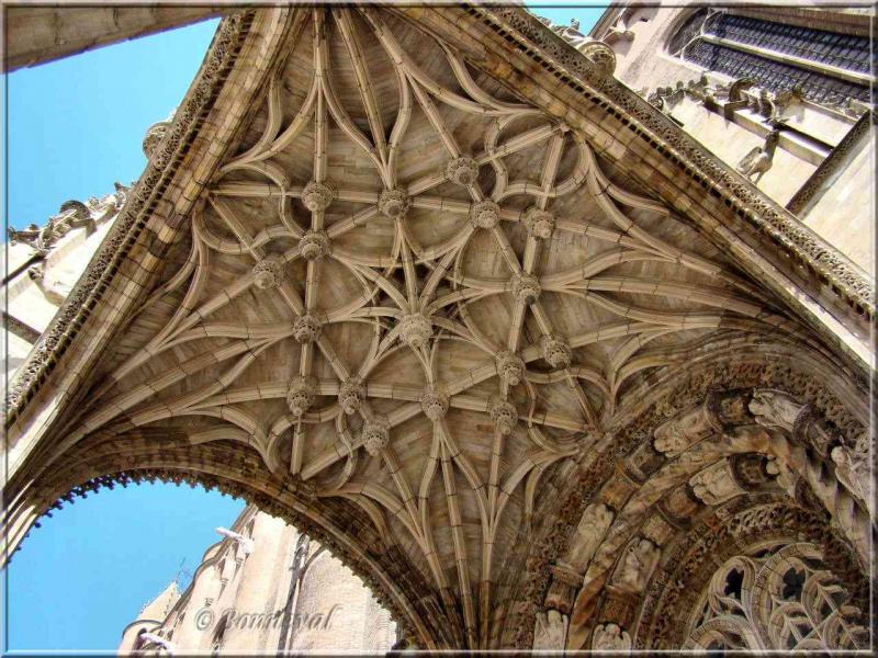 Cathédrale Sainte-Cécile d'Albi plafond du baldaquin