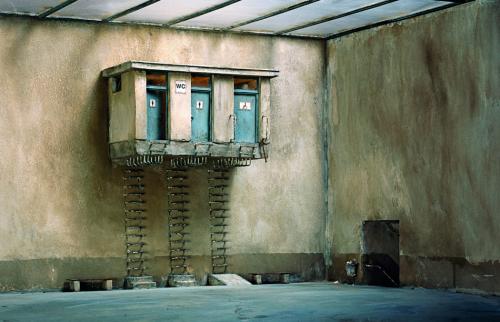 Les miniatures absurdes et satiriques de Frank Kunert 