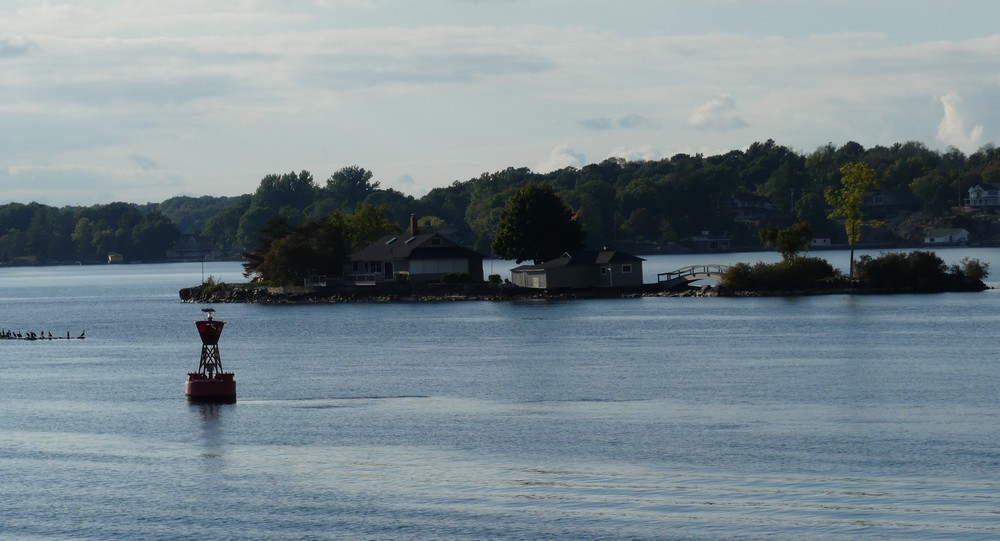 Croisière sur le Saint-Laurent, dans le Parc Naturel des Mille Iles au Canada...