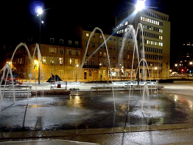 Nouvelle place Mazelle - Les fontaines 4 Marc de Metz 15 11