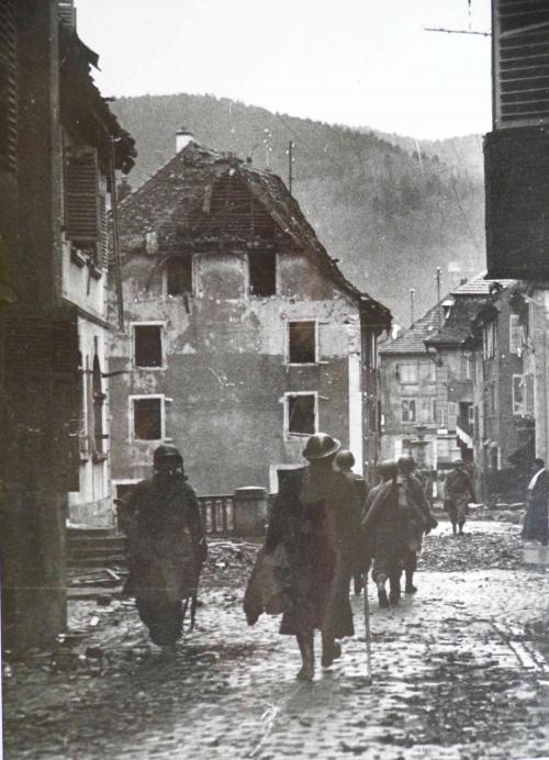 * DOLLEREN commémore sa Libération en présence des Anciens de la D.F.L (reportage)