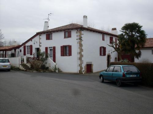 Saint-Pée-sur-Nivelle  (Pyrénées Atlantiques)