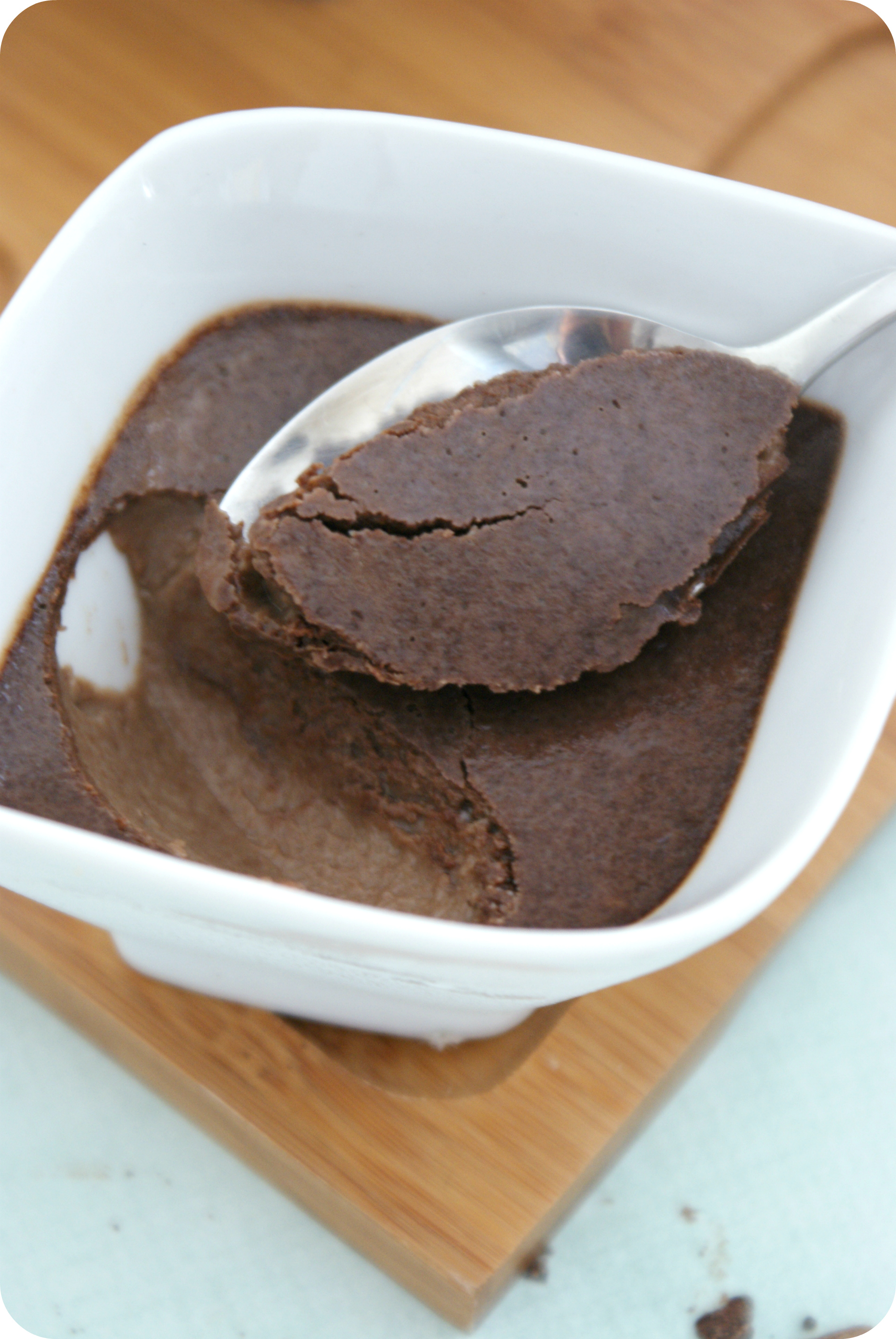 Petites crèmes au chocolat noir