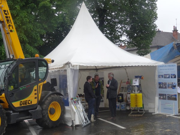 Quelques stands d'exposants aux Journées Châtillonnaises 2016...
