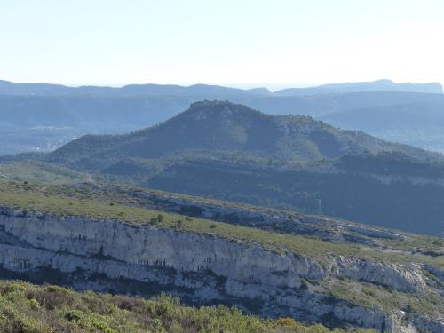 Le Ruissatel (devant les Barres du Saint Esprit)