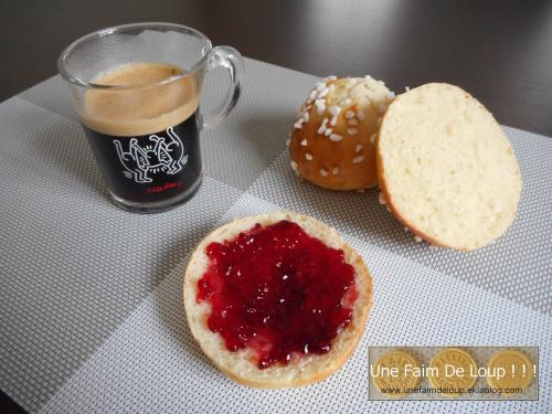Pains au lait ronds et moelleux