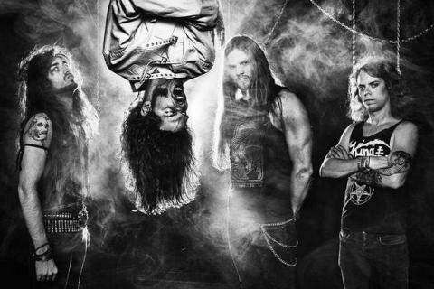EVIL INVADERS - "Raising Hell" Clip Live