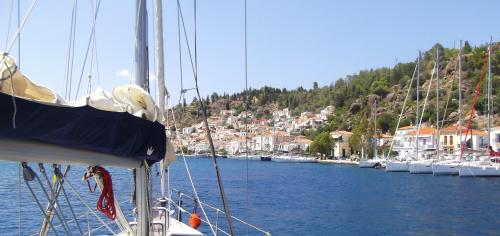 De ERMIONI à POROS