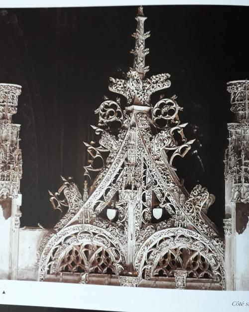 Sculptures :visite en image de celles de la  Cathédrale Sainte Cécile