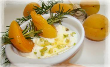 ABRICOTE RÔTO AU ROMARIN