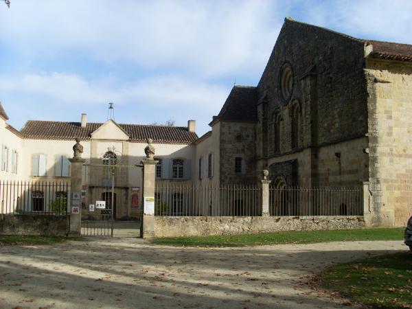 L ' ABBAYE  DE  FLARAN  Gers (32)