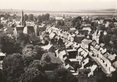 LES REMPARTS D'ETREPAGNY (Eure)