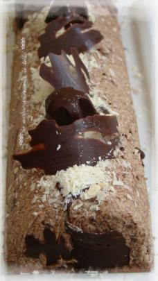 BÛCHE STRACCIATELLA
