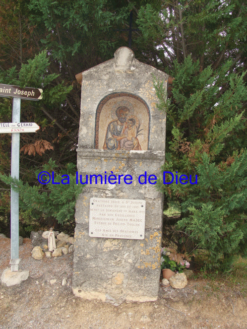 Cotignac : le chemin des pèlerins saint Joseph