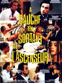 A GAUCHE EN SORTANT DE L'ASCENSEUR BOX OFFICE FRANCE 1988 