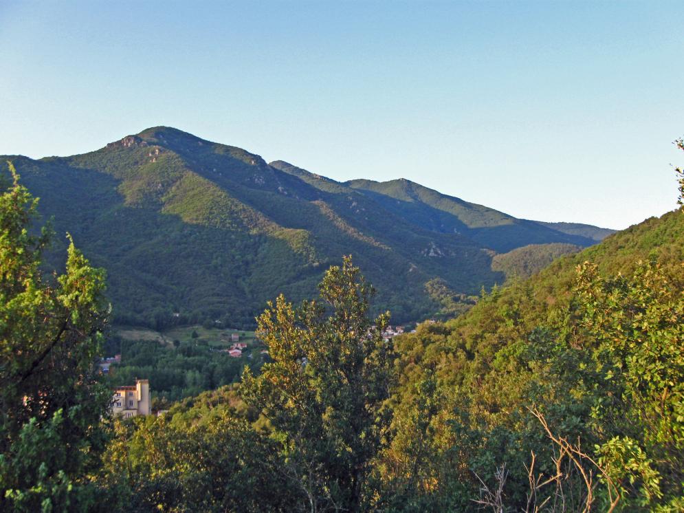Sur les hauteurs d'une vallée âpre - Le Tour du Vallespir - Etape 1 : Amélie-les-Bains - Batère - 21,3 kms.