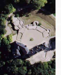 LES REMPARTS DE VALMONT (Seine-Maritime)