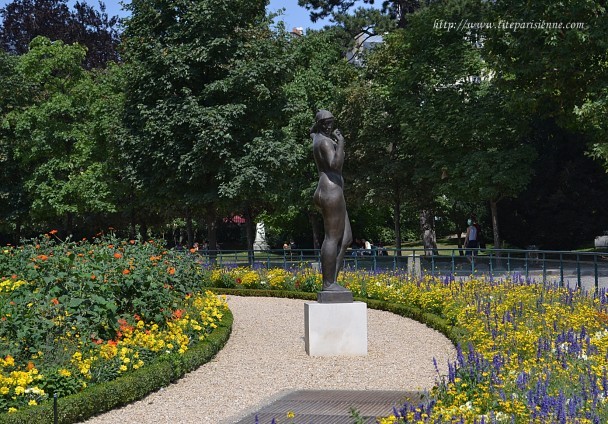 13 août 2012 La femme aux pommes 2
