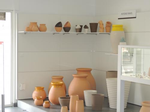 * LES ARTISANS LOCAUX ONT LEUR GALERIE !