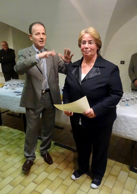 La remise des prix aux lauréats des "Maisons Fleuries " de Châtillon sur Seine pour 2014 a eu lieu salle des Bénédictines