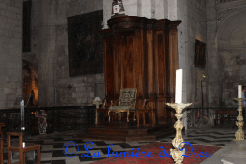 Arles, la cathédrale Saint Trophime