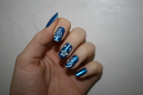 Nail art nouvel an avec manucure 3d