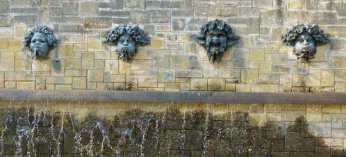 Sceaux mascaron fontaine Rodin 90800