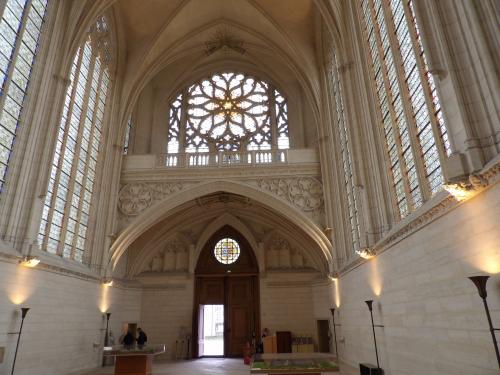 Journée du premier décembre à Vincennes (94) 3/4 la chapelle