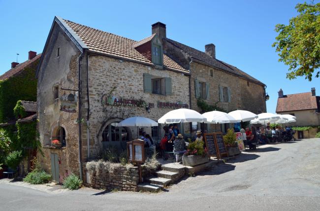 ☻ Escapade en Bourgogne avec Arlette : 2) Le village de Châteauneuf-en-Auxois