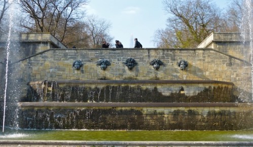 Sceaux mascaron fontaine Rodin 90804