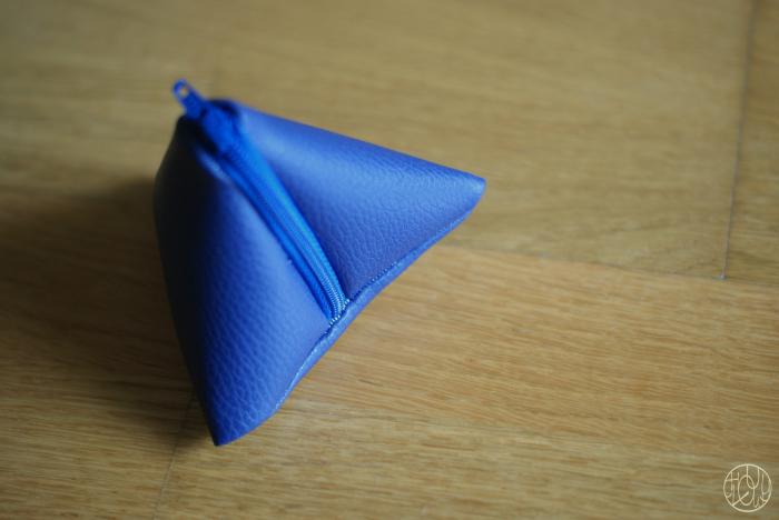 Petites pochettes marines